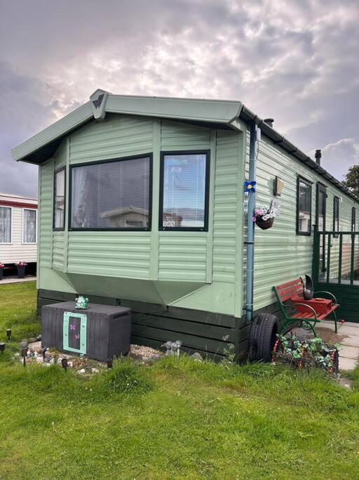 Red Lion Caravan Park, 아브로스 외부 사진
